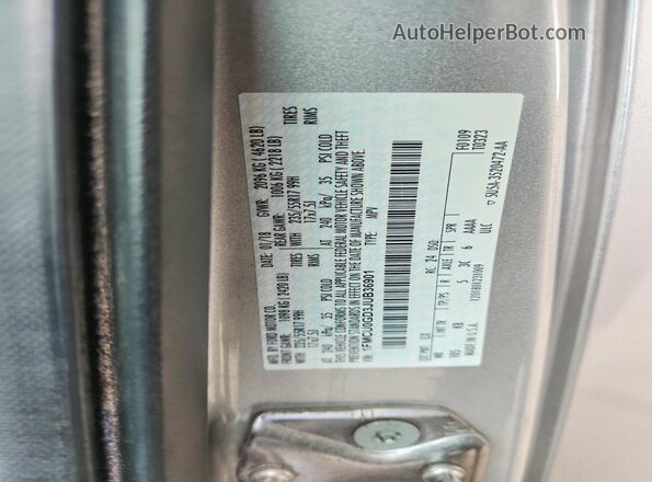 1FMCU0GD3JUB36901 2018 FORD ESCAPE Silver ძრავის განყოფილების ხედი