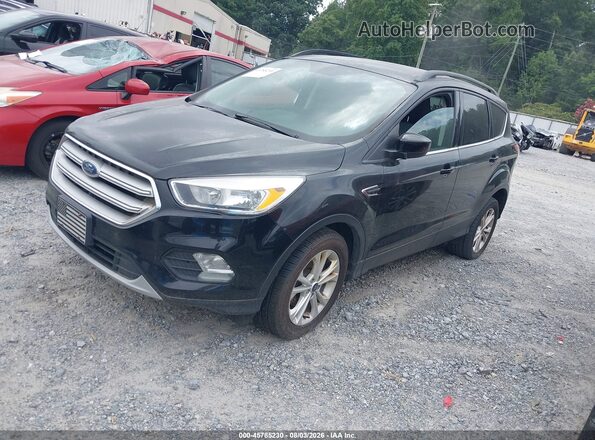 1FMCU0GD3JUD56703 2018 FORD ESCAPE Black Առջևի ձախ երեք քառորդ տեսարան