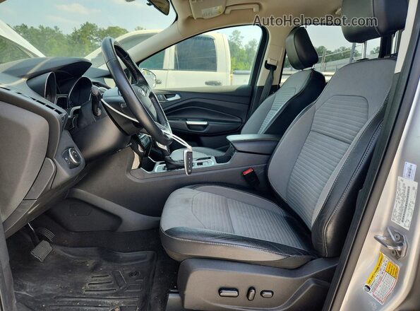 1FMCU0GD3KUB09196 2019 FORD ESCAPE Silver Widok wnętrza z przodu
