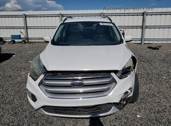1FMCU0GD4HUA16339 2017 FORD ESCAPE White Front view