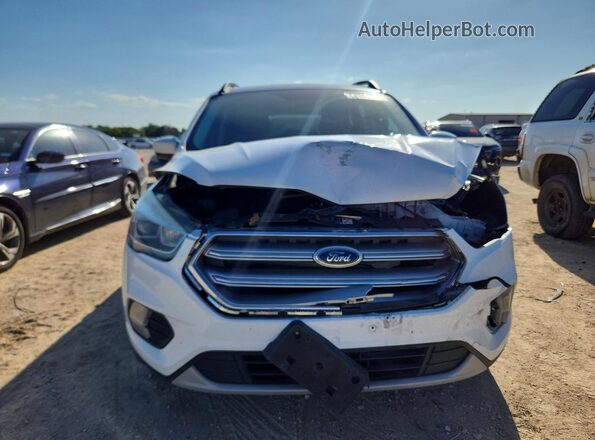 1FMCU0GD4HUA68344 2017 FORD ESCAPE White Вид спереду