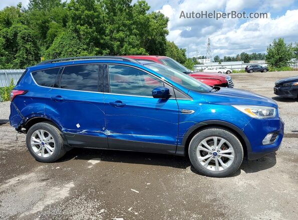 1FMCU0GD4HUD78901 2017 FORD ESCAPE Blue Delantero derecho