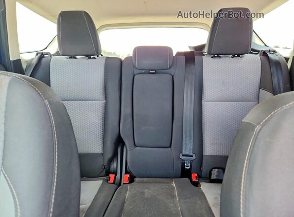 1FMCU0GD4HUE51765 2017 FORD ESCAPE Blue Widok tylnych siedzeń