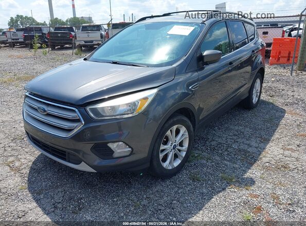 1FMCU0GD4JUA43496 2018 FORD ESCAPE Gray Front view