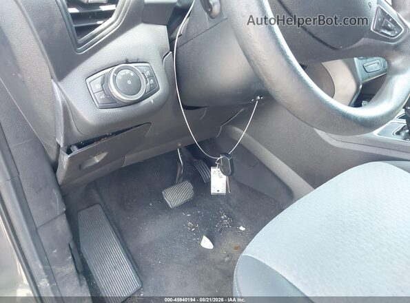 1FMCU0GD4JUA43496 2018 FORD ESCAPE Gray Dashboard view