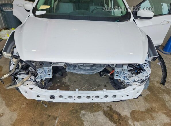 1FMCU0GD4JUA58709 2018 FORD ESCAPE White Շարժիչի բաժամունքի տեսք