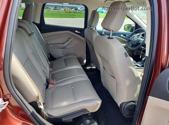 1FMCU0GD4JUA74652 2018 FORD ESCAPE Brown უკანა სალონის ხედი
