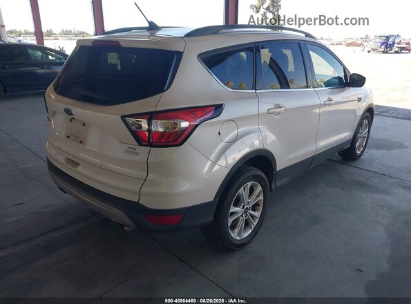 1FMCU0GD4JUA92214 2018 FORD ESCAPE White Задня права чверть