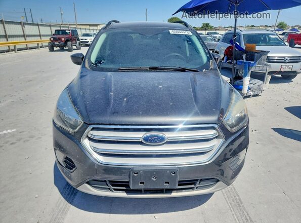 1FMCU0GD4JUA96845 2018 FORD ESCAPE Gray Вид спереду
