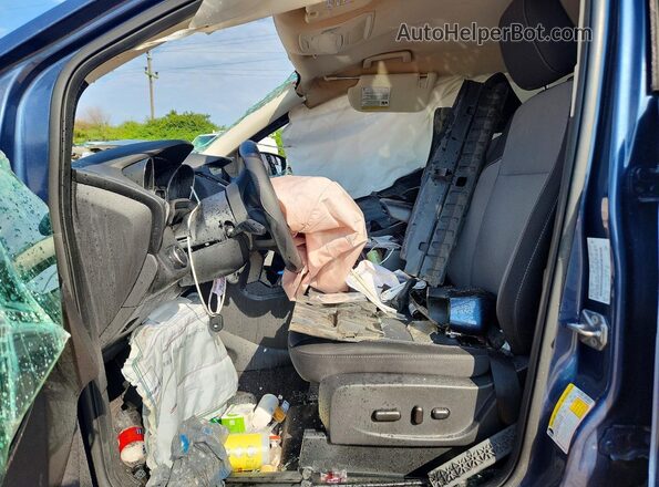 1FMCU0GD4JUB03454 2018 FORD ESCAPE Blue Front interior view
