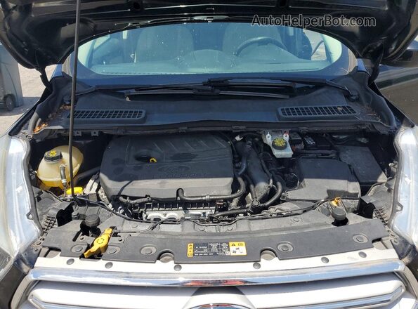 1FMCU0GD4JUC61311 2018 FORD ESCAPE Черный Вид задней части салона