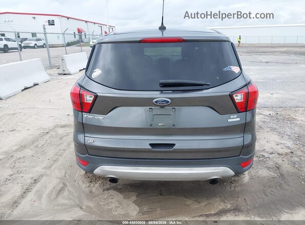 1FMCU0GD4KUB20370 2019 FORD ESCAPE Серый 