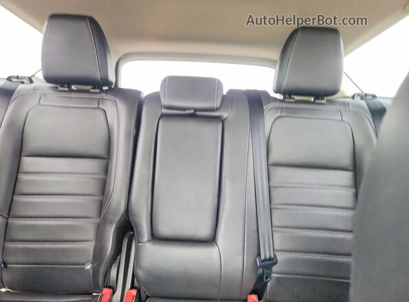 1FMCU0GD5HUA16446 2017 FORD ESCAPE Красный Вид задних сидений