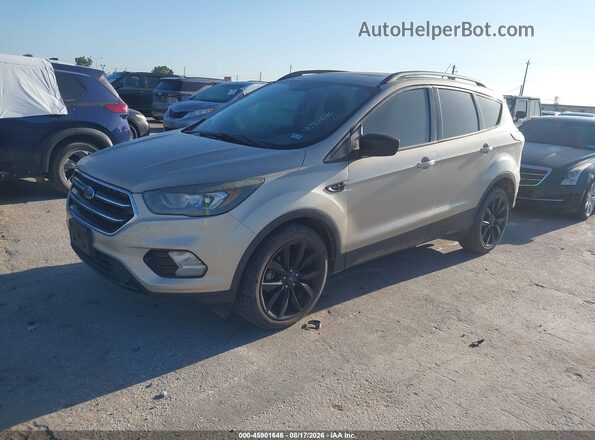 1FMCU0GD5HUA81121 2017 FORD ESCAPE Gold წინა მარცხენა ხედი სამი მეოთხედიდან