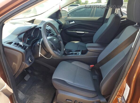 1FMCU0GD5HUA90420 2017 FORD ESCAPE Orange Սալոնի դիմացի տեսք