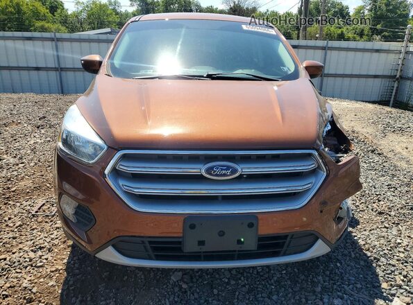 1FMCU0GD5HUA90420 2017 FORD ESCAPE Orange Դիմացի տեսք