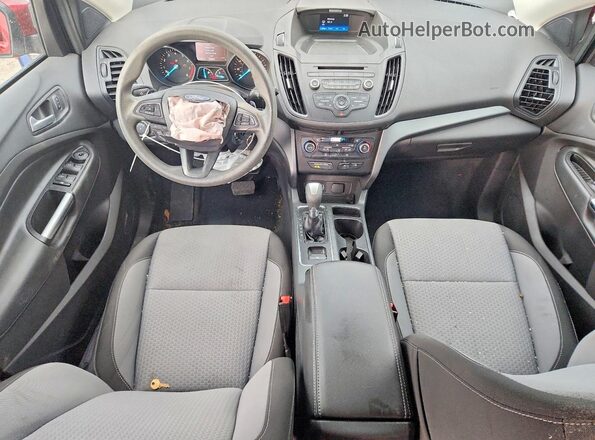 1FMCU0GD5HUB57226 2017 FORD ESCAPE Красный Вид панели приборов