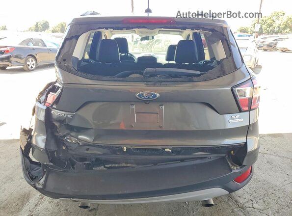 1FMCU0GD5HUC88043 2017 FORD ESCAPE Silver Вид ззаду