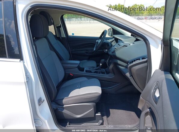 1FMCU0GD5HUD47169 2017 FORD ESCAPE White Front interior view