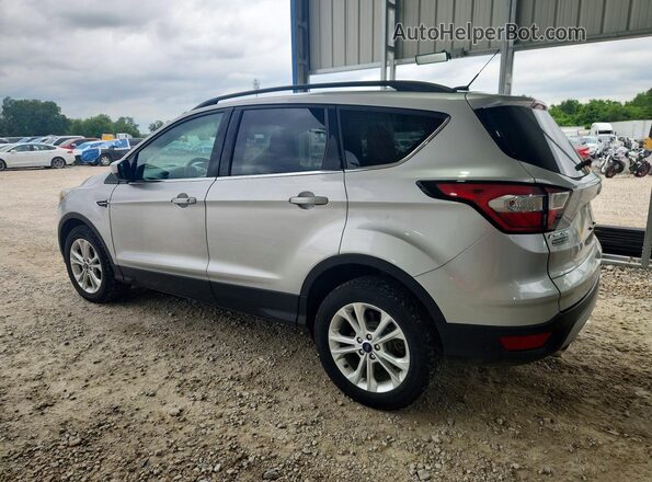 1FMCU0GD5JUB09831 2018 FORD ESCAPE Silver Tył lewy