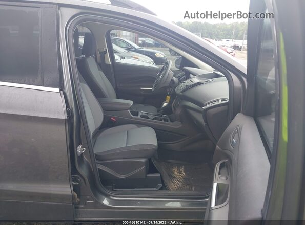 1FMCU0GD5JUB35426 2018 FORD ESCAPE Gray წინა სალონის ხედი