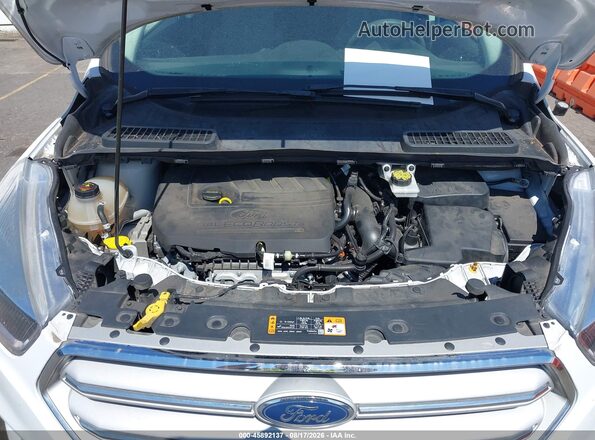 1FMCU0GD5JUB85632 2018 FORD ESCAPE Белый Вид сзади