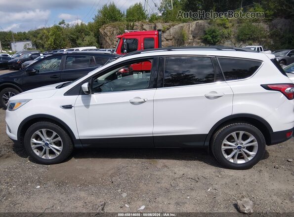 1FMCU0GD5JUC17723 2018 FORD ESCAPE White Սալոնի 360 աստիճան տեսք