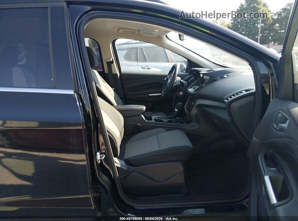 1FMCU0GD6HUA02605 2017 FORD ESCAPE Black წინა სალონის ხედი