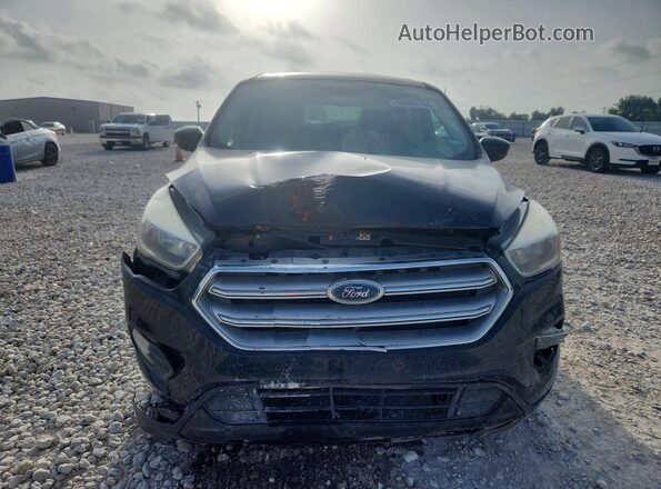1FMCU0GD6HUB01697 2017 FORD ESCAPE Black Widok z przodu