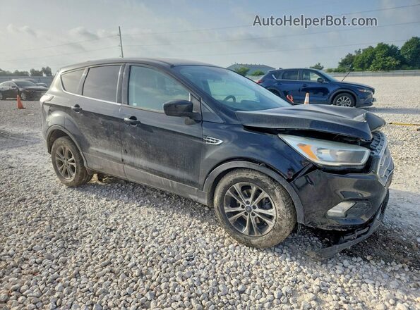 1FMCU0GD6HUB01697 2017 FORD ESCAPE Black Przód prawy