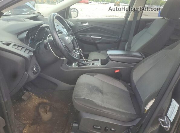 1FMCU0GD6HUC18325 2017 FORD ESCAPE Gray Front interior view