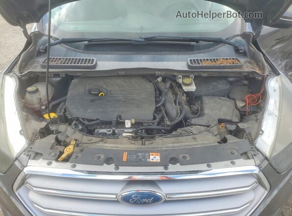 1FMCU0GD6HUC18325 2017 FORD ESCAPE Gray Engine compartment view