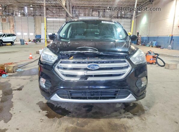 1FMCU0GD6HUD52574 2017 FORD ESCAPE Black წინა ხედი