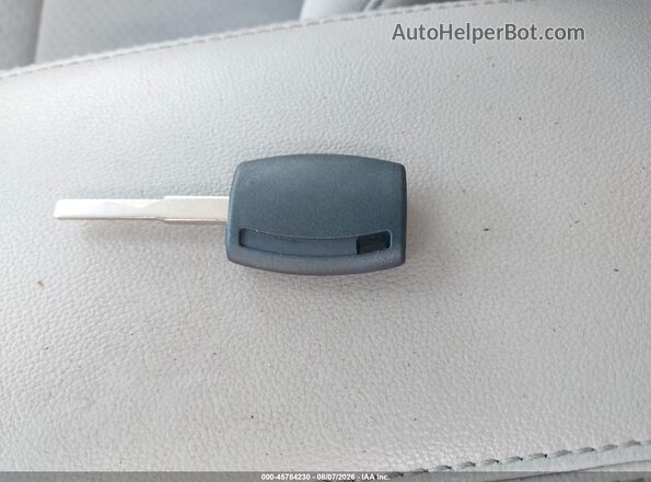 1FMCU0GD6HUD83761 2017 FORD ESCAPE White Widok deski rozdzielczej