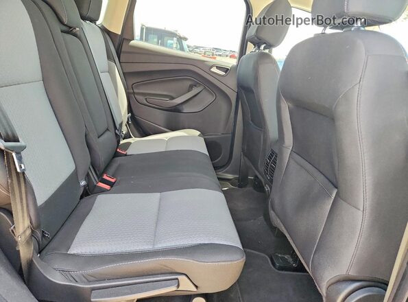 1FMCU0GD6HUE05516 2017 FORD ESCAPE Blue Rear interior view
