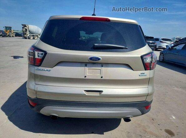 1FMCU0GD6HUE22770 2017 FORD ESCAPE Gold Вид ззаду