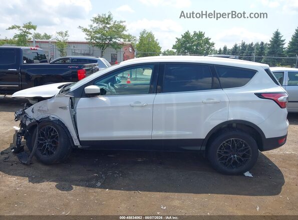 1FMCU0GD6HUE69927 2017 FORD ESCAPE White 360 interior view