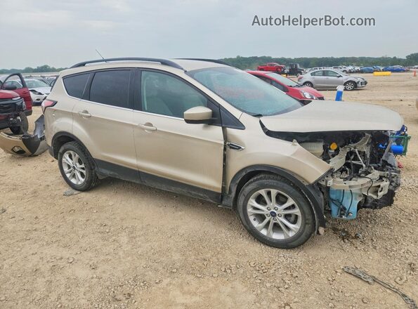 1FMCU0GD6HUE92835 2017 FORD ESCAPE Желто-коричневый Передняя правая четверть