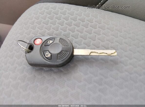 1FMCU0GD6JUA11214 2018 FORD ESCAPE White Dashboard view