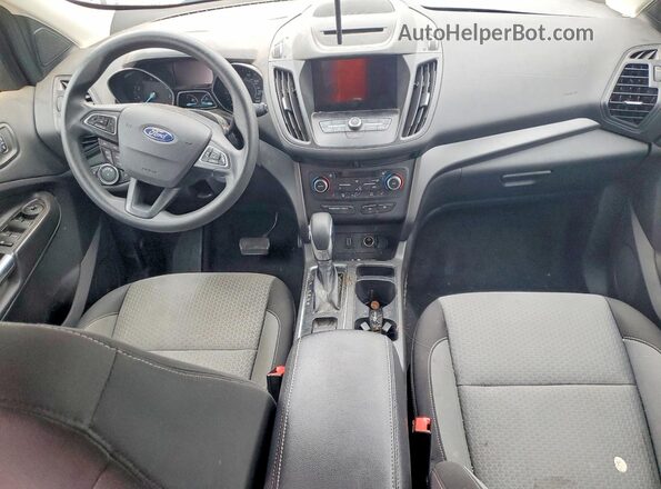 1FMCU0GD6JUD03199 2018 FORD ESCAPE Maroon Vista del salpicadero