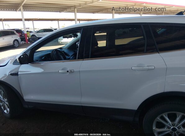 1FMCU0GD6KUB04851 2019 FORD ESCAPE Белый Панорамный вид салона 360°