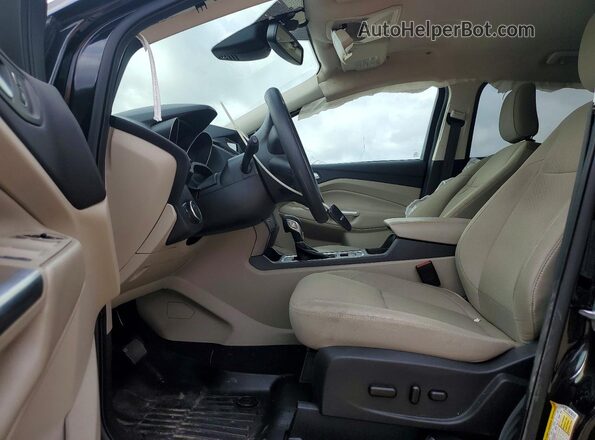1FMCU0GD6KUC07381 2019 FORD ESCAPE Black Front interior view