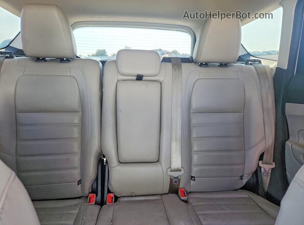 1FMCU0GD7HUA89253 2017 FORD ESCAPE Белый Вид задних сидений