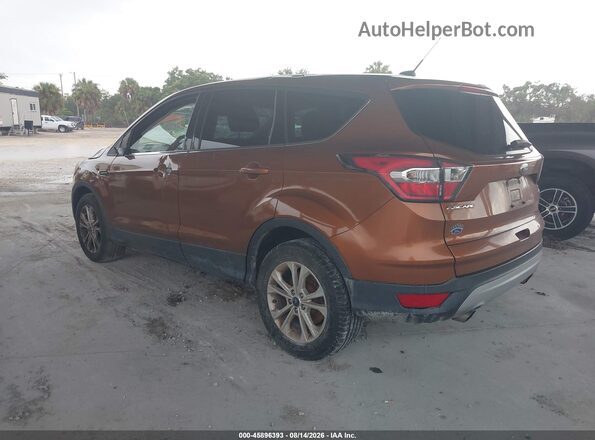 1FMCU0GD7HUB19724 2017 FORD ESCAPE Brown Trasero izquierdo