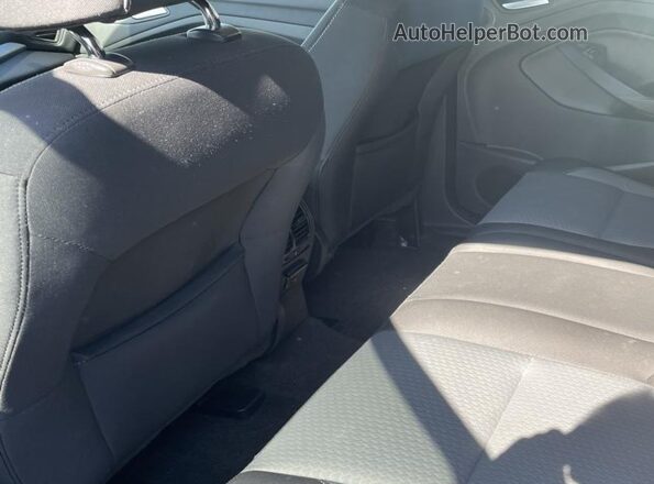 1FMCU0GD7HUC08158 2017 FORD ESCAPE Gray Widok naklejki z numerem VIN