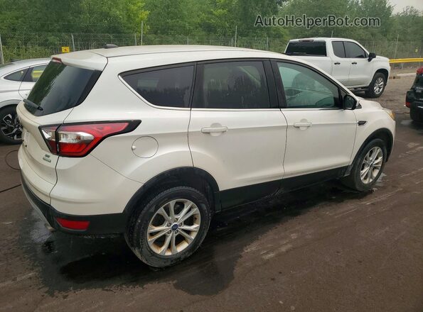 1FMCU0GD7HUD18403 2017 FORD ESCAPE Белый Задняя правая четверть