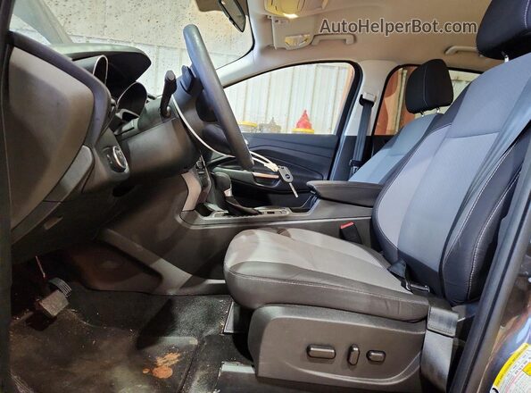 1FMCU0GD7HUD27893 2017 FORD ESCAPE Gray Widok wnętrza z przodu