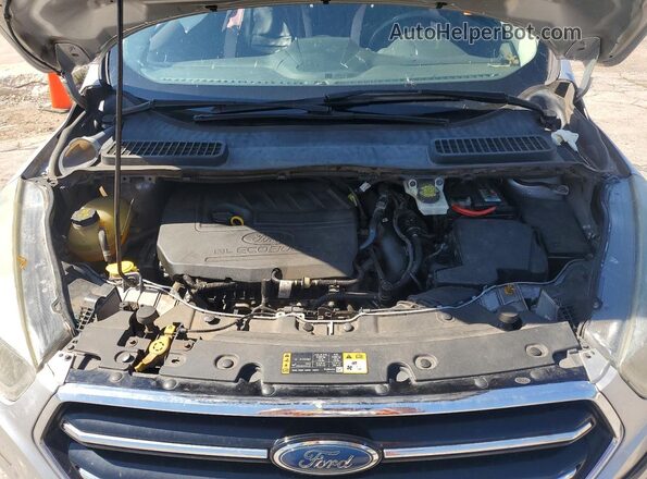1FMCU0GD7HUD28204 2017 FORD ESCAPE Silver Շարժիչի բաժամունքի տեսք