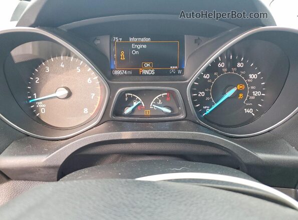 1FMCU0GD7HUD45925 2017 FORD ESCAPE White ხელსაწყოთა პანელის ხედი