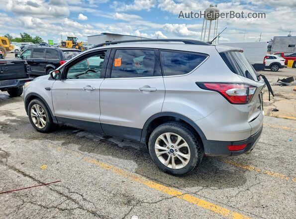 1FMCU0GD7HUD92923 2017 FORD ESCAPE Silver Tył lewy